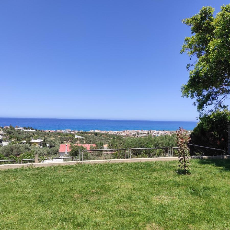 Sea Breeze Villa Rethymno  ภายนอก รูปภาพ